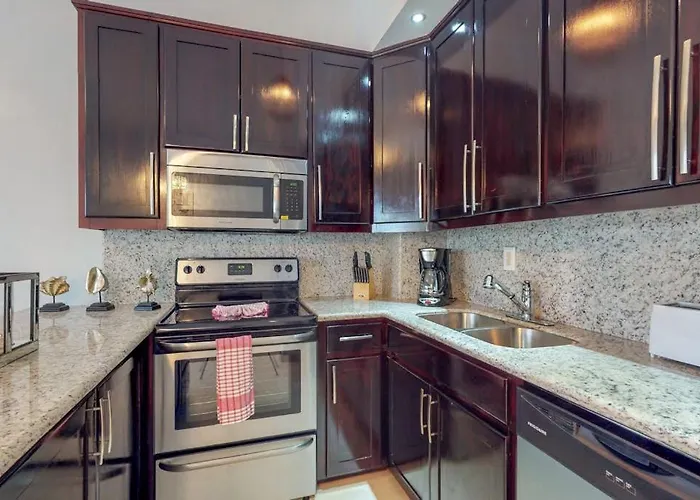 Сasa de vacaciones Oceanfront With Amazing Water Views Partial Ac Wifi & Pool *