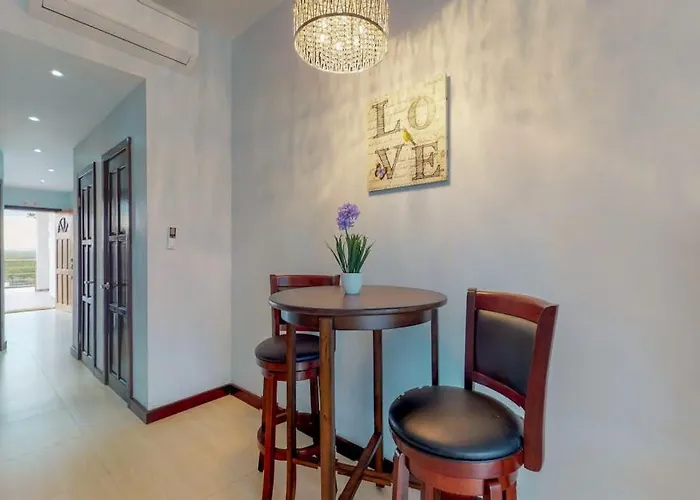 Сasa de vacaciones Oceanfront With Amazing Water Views Partial Ac Wifi & Pool *
