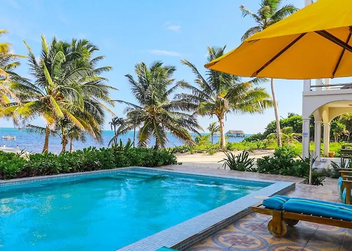 Oceanfront With Amazing Water Views Partial Ac Wifi & Pool Сasa de vacaciones *