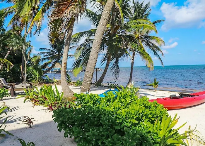 Сasa de vacaciones Oceanfront With Amazing Water Views Partial Ac Wifi & Pool